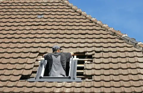 Pose de velux - Saint-Étienne-des-Oullières